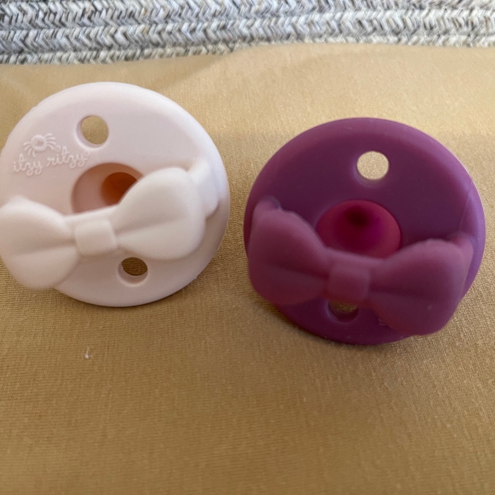Itzy ritzy pacifiers